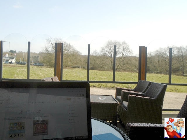 The freedom of Blogging 3 Bloggingfromthepub