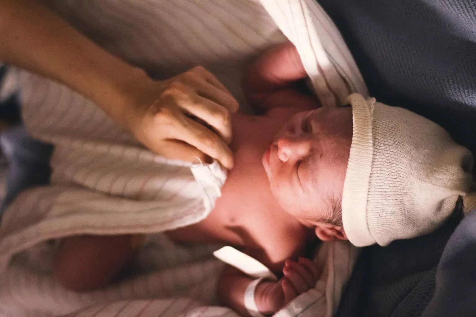 Top Tips for Supporting a Friend With a Brand New Baby 1 Who To Call If Your Newborn Is ill