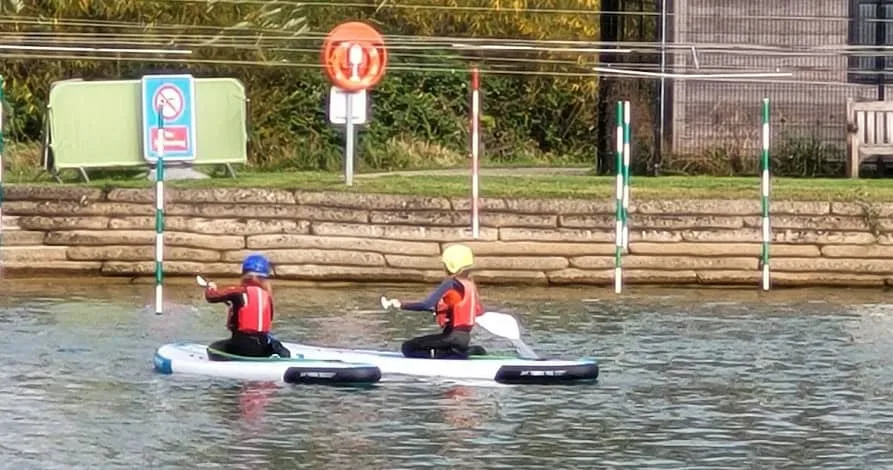 TVL Moments that connect us - coming together and sharing family memories #AD 3 paddle boarding